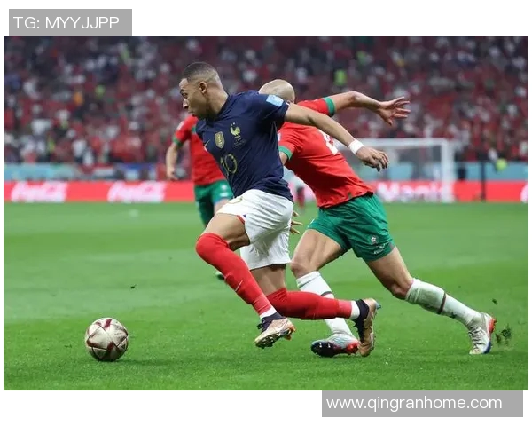 足球世界杯历史战术演变与经典案例分析及其对现代足球的影响 足球世界杯历史战术演变与经典案例分析及其对现代足球的影响